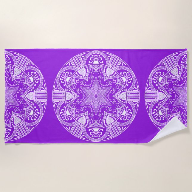 Amethyst Mandala Strandtuch (Vorderseite)