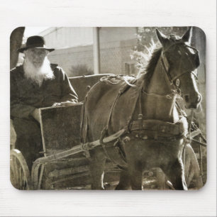 Amish Pferd ist Albern mit Zunge verklemmt Mousepad