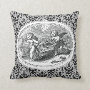 Amoren in einem Landschaftsantiken-Stich Kissen