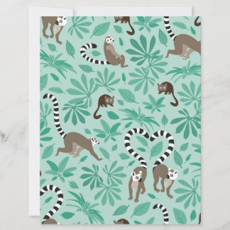 Amour de lémurien pour les feuilles de menthe