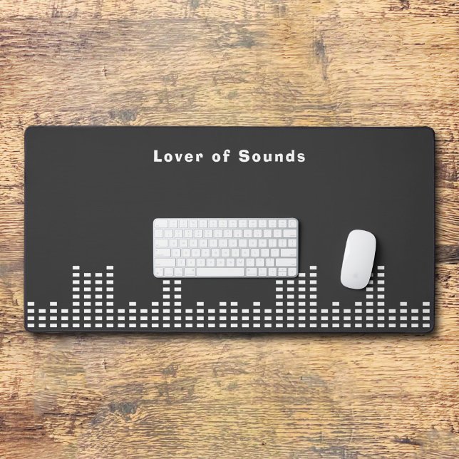 Amour des sons (Lover of Sounds Desk Mat)