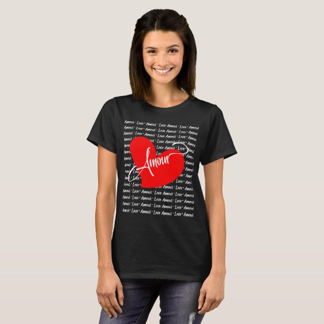 Amour (Liebe in Französisch) T-Shirt (Vorne ganz)