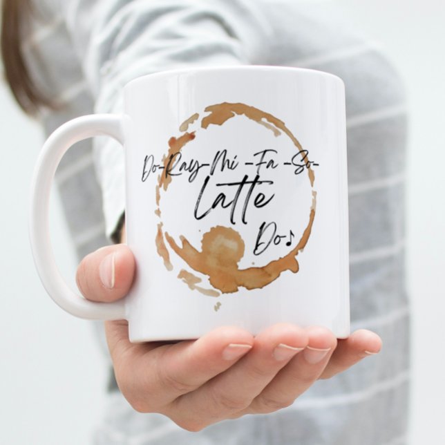Amoureux de café drôle Mug (Coffee ring mark with the Do- Ray Mi fa so Latte Do on a white mug with a ladies hand.)