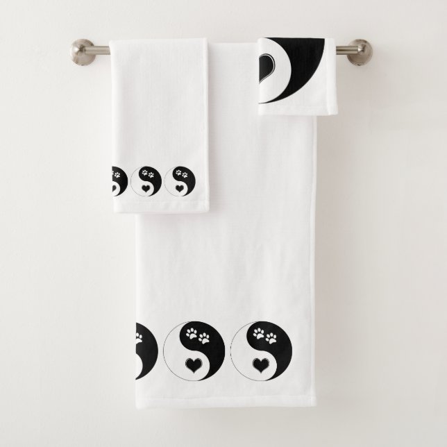 Amoureux des chiens Yin Yang Coeurs et Empreintes  (En situation)