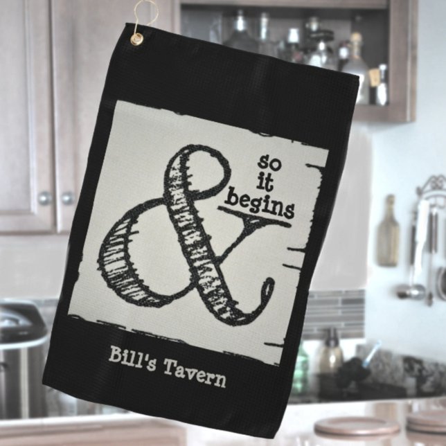 Ampersand-Symbol und so beginnt es schwarzes Bar H Golfhandtuch (Von Creator hochgeladen)