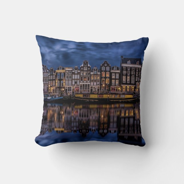 Amsterdam mit Kanälen in Dusk Kissen (Vorderseite)