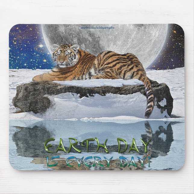 Amur Tiger Earth Day Wildlife Protection Mousepad (Vorne)
