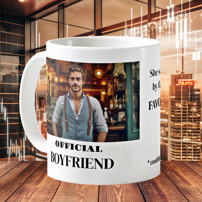 Amusant petit ami photo Café Mug (Funny minimalist boyfriend mug featuring your custom photos and texts.)