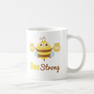 Amüsante und niedliche Cartoon-Biene stark Kaffeetasse