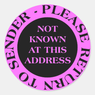 An dieser Adresse nicht bekannt - II Magenta pink Runder Aufkleber