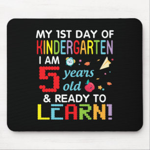 An meinem ersten Kindergarten bin ich 5 Jahre alt  Mousepad