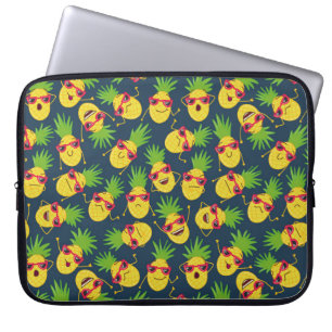 Ananas, Ananas, handgezeichnet, Sommermuster. Laptopschutzhülle