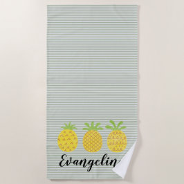 Ananas-Aquarelltrio mit grünem Pinstreifen Strandtuch