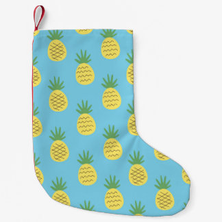 Ananas Delight: Tropische Fruchtwerbung Kleiner Weihnachtsstrumpf
