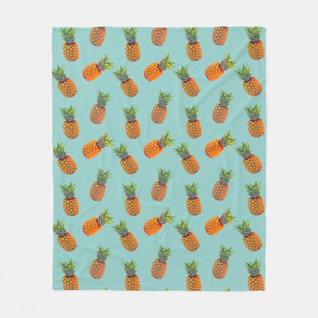 Ananas-Früchte auf Aquamarin Fleecedecke (Vorderseite)