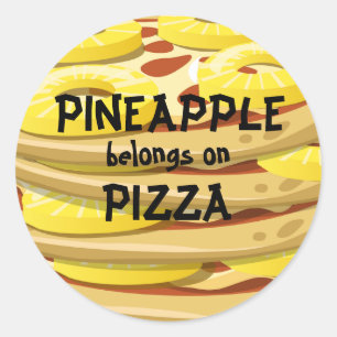 Ananas gehört auf Pizza-Aufklebern Runder Aufkleber