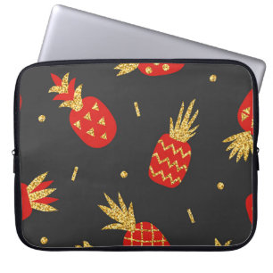 Ananas, Glitzer, schwarzer Hintergrund. Laptopschutzhülle