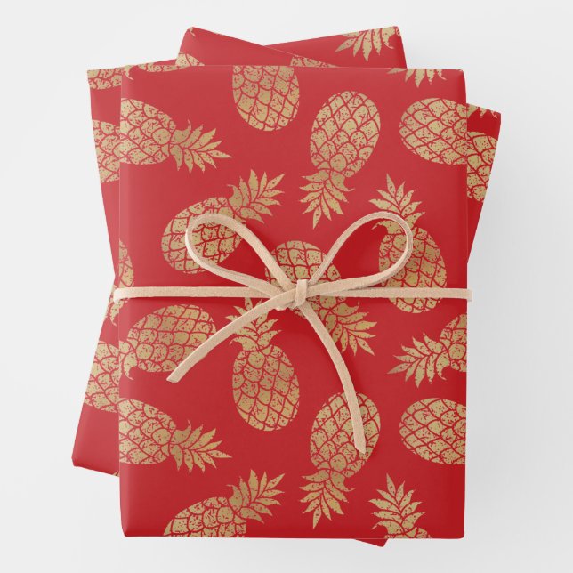 Ananas, Gold, auf roten Papierblättern Geschenkpapier Set (Beispiel)