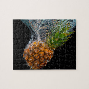 Ananas im Wasser