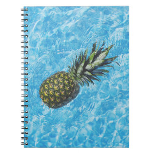 Ananas im Wasser Notizblock