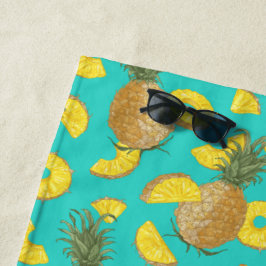 Ananas in türkisfarbener Farbe Strandtuch