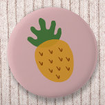 Ananas IVF | Niedlich rosa Unfruchtbarkeit Bewusst Button<br><div class="desc">Schönes, super niedliches Ananas Design Grafik-Abzeichen auf einem dusky rosa Hintergrund, um das Bewusstsein für Unfruchtbarkeitsprobleme zu erhöhen und die durch Fruchtbarkeitsbehandlungen wie IVF, ICSI, IUI. Frauen auf der ganzen Welt haben sich an der sonnigen bunten Frucht als Symbol ihrer Fruchtbarkeitsreise klammert - ein Ananas ist ein wunderbarer Leuchtturm der...</div>