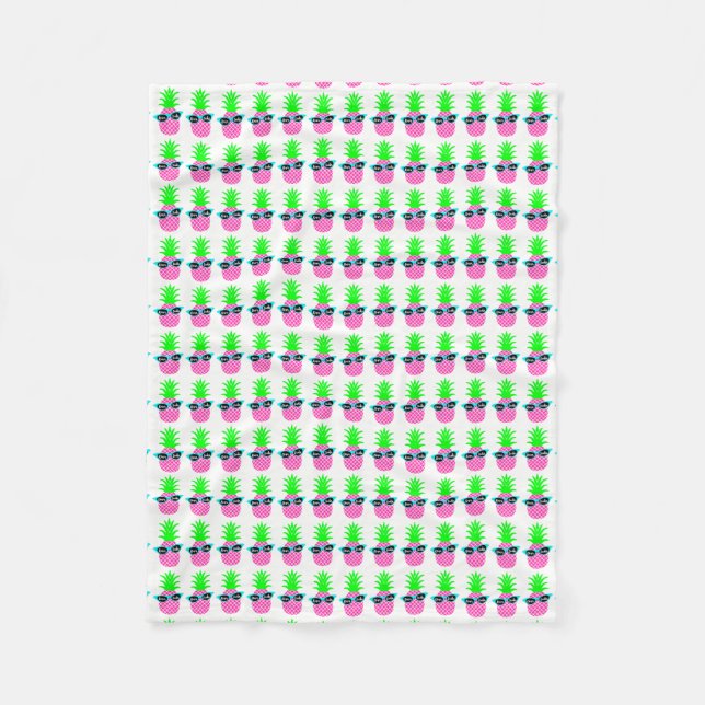 Ananas mit "DIVAtude" Fleecedecke (Vorderseite)