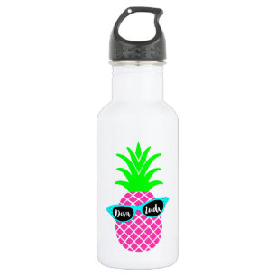 Ananas mit "DIVAtude " Trinkflasche