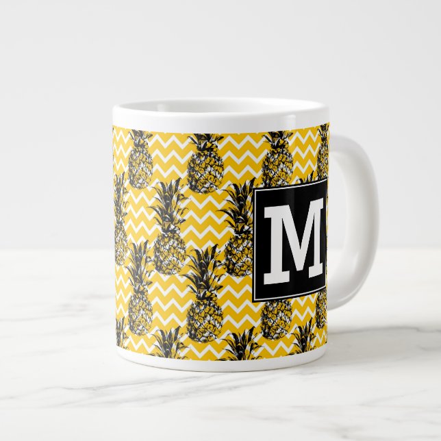 Ananas| Monogramm Jumbo-Tasse (Vorderseite Rechts)