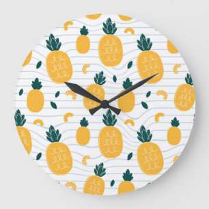Ananas-Schönheit: Handgezeichnetes Muster Große Wanduhr