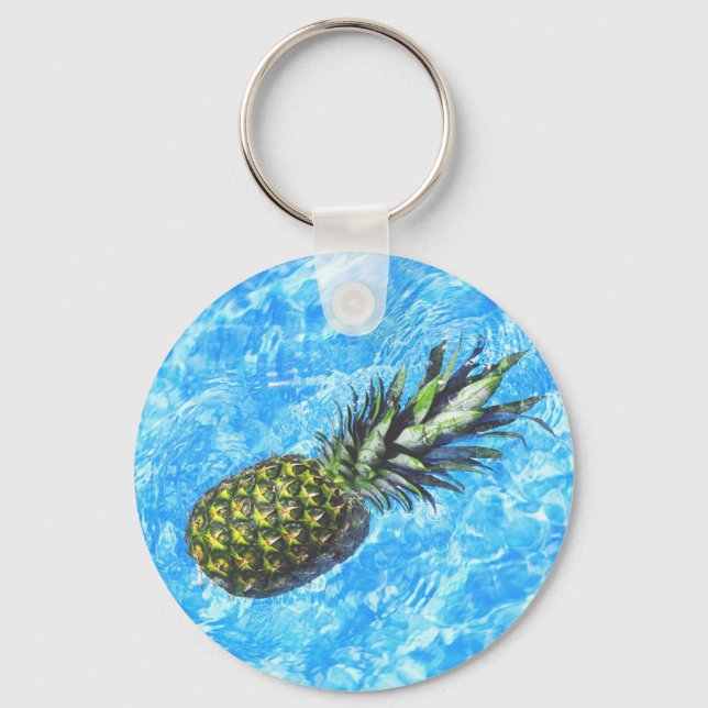 Ananas schweben im Wasser Friedlich Schlüsselanhänger (Vorderseite)