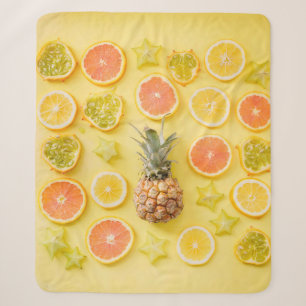 Ananas, umgeben von Zitrusfrüchten Sherpadecke