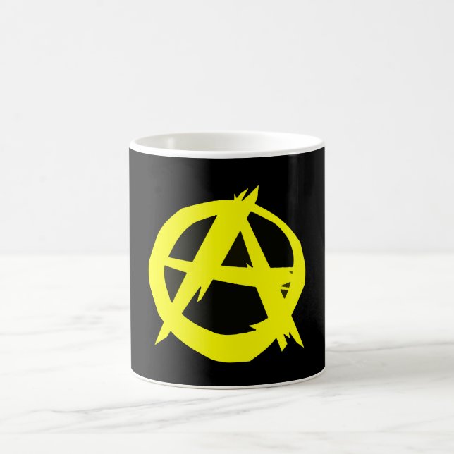 Anarcho Kapitalismus-Schwarzes und gelbe Flagge Kaffeetasse (Mittel)