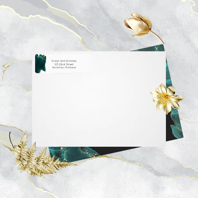 Anastasia Schwarz und Grün (Von Creator hochgeladen)