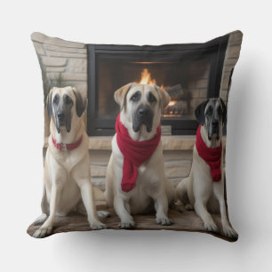 Anatolischer Hirtenhund am Kamin Weihnachten Kissen