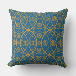 Ancient Briton Pattern Throw Pillow II Kissen
