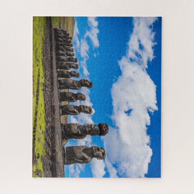 Ancient Moai Osterinsel Rapa Nui (Vertikal)