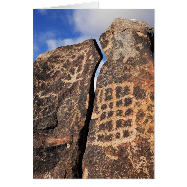 Ancient Petroglyph (Vorne)