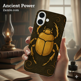 Ancient Scarab Divine Mystique Noir Gold iPhone 16 Plus Hülle