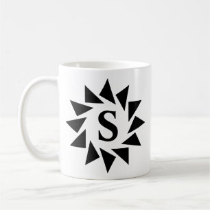 Ändere anfängliche geometrische Dreiecke Q R S T U Kaffeetasse