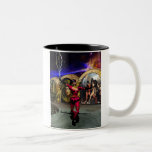 ANDROID BALLET, Science Fiction Zweifarbige Tasse<br><div class="desc">Farbenfrohe Animation Rahmen aus unserem Science Fiction Film HYPERION WORLD arbeiten in Arbeit. Android Nanotech - Xenia 05 - nähert sich einem geheimnisvollen und surrealen Tanzsaal. Sie können die Auszüge aus Filmen in Arbeit sehen unter: htttp://www.webalice.it/baldesign3d.Bulgan & Alessandro Lumini 3D Design und Animation Florenz-Italien.</div>