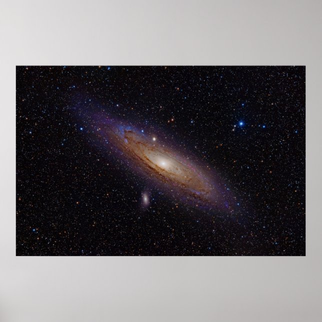 Andromeda Galaxie mit Wasserstoff-Alpha-Filter Poster (Vorne)