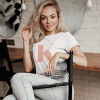 Anfangs Letter Monogram | Modern Stylish Peach