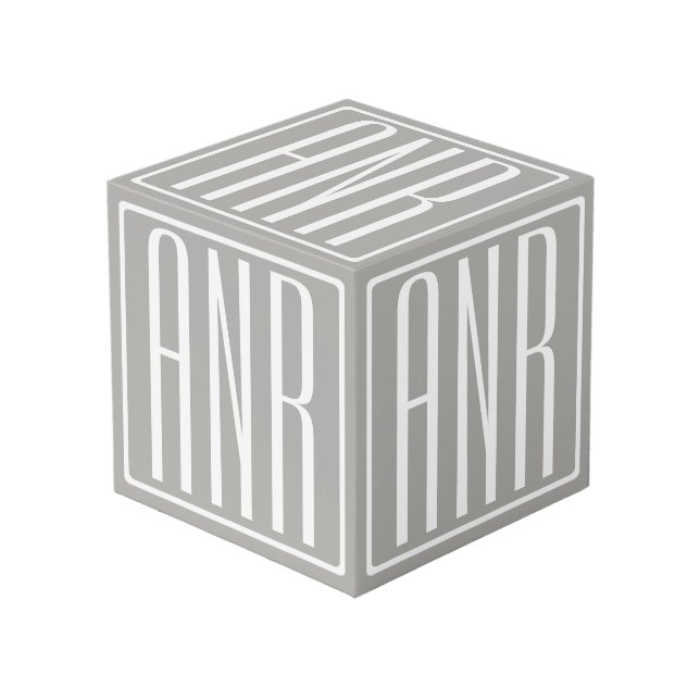 Anfangsbuchstaben Monogramm | Weiß auf Hellgrau Würfel (Vorderseite Schrägansicht)