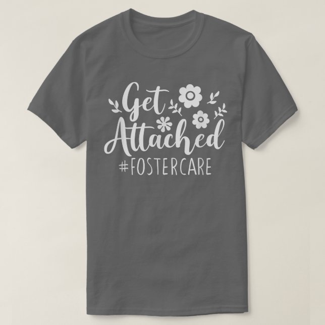 Angehängt Foster Care Foster Foster Foster Mama un T-Shirt (Design vorne)