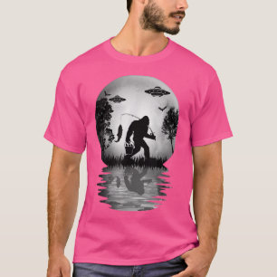 Angeln auf dem Mond Sasquatsch zum Angeln T-Shirt