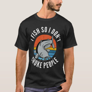 Angeln: Die perfekte Ausrede für eine Midlife-Cris T-Shirt