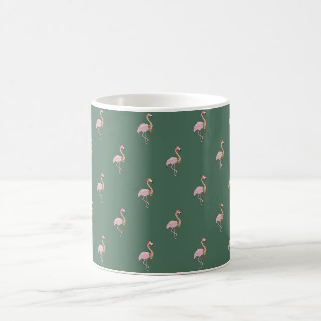 Angenehmes rosa Flamingo mit Weihnachtsmannmütze,  Kaffeetasse (Mittel)