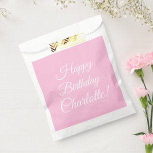 Angepasst mit Namen, Happy Birthday, hellrosa Geschenktütchen