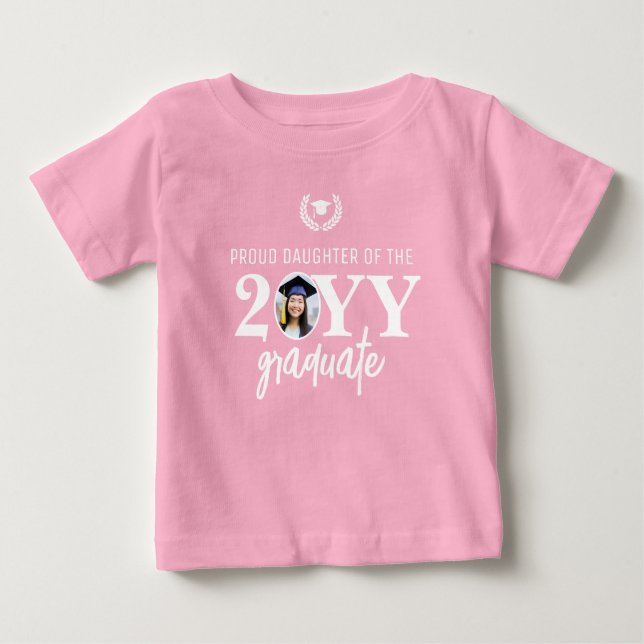 Angepasste moderne Proud-Familie des Absolventen Baby T-shirt (Vorderseite)